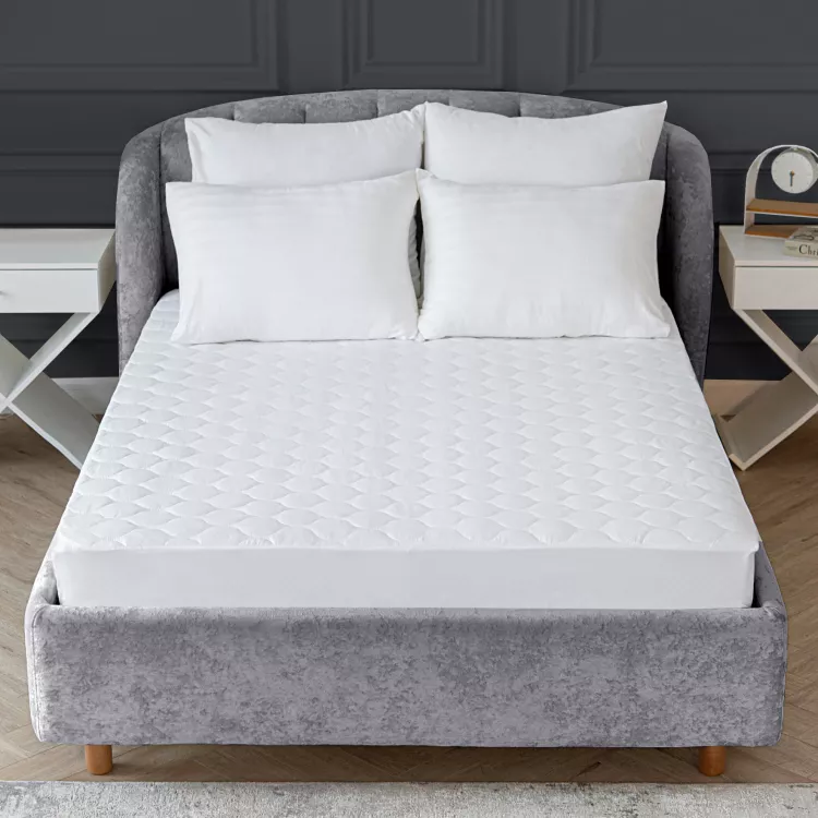 Наматрасники непромокаемые синтепон на рез.борт 30 микрофибра